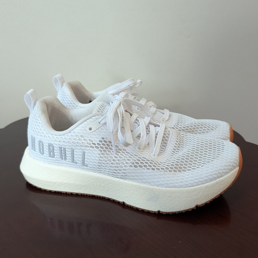 NOBULL White Mesh Runner Sneakers Mens 9 Womens 10.5 Gum Sole Training Shoes